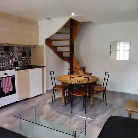 Duplex Dans Quartier Plein De Charme Apartamento