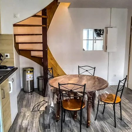 Apartman Duplex Dans Quartier Plein De Charme